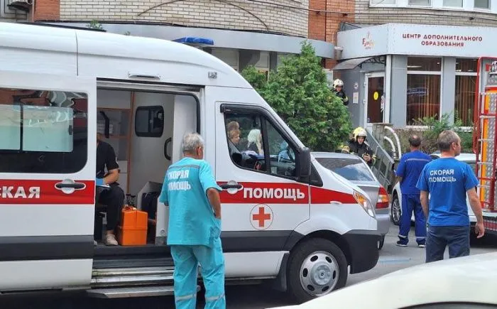 В результате атаки БПЛА в Ростове два человека получили тяжелые ранения