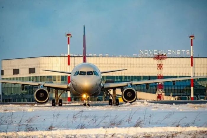 Авиарейс «Новокузнецк — Сочи» задерживают на пять часов из-за тумана