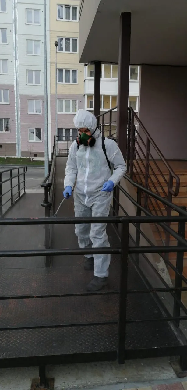 В Суворовском районе Ростова дезинфекцию проводят два раза в сутки 