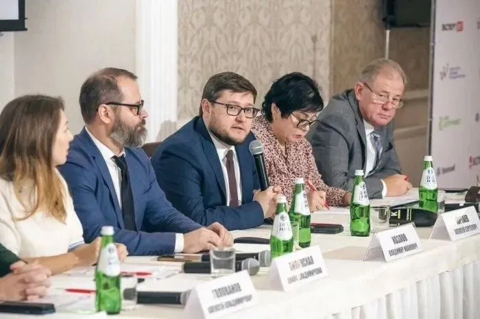 Средняя зарплата на Кубани должна вырасти до 120 тысяч рублей к 2030 году