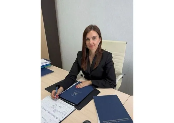 Суд отправил под домашний арест заместителя главы администрации Батайска Карину Деркач 