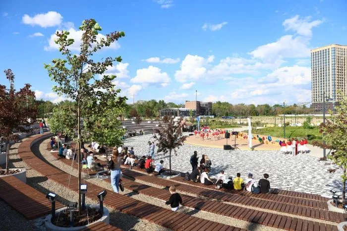 В Ростове открыли парк семейного отдыха «Левобережье»