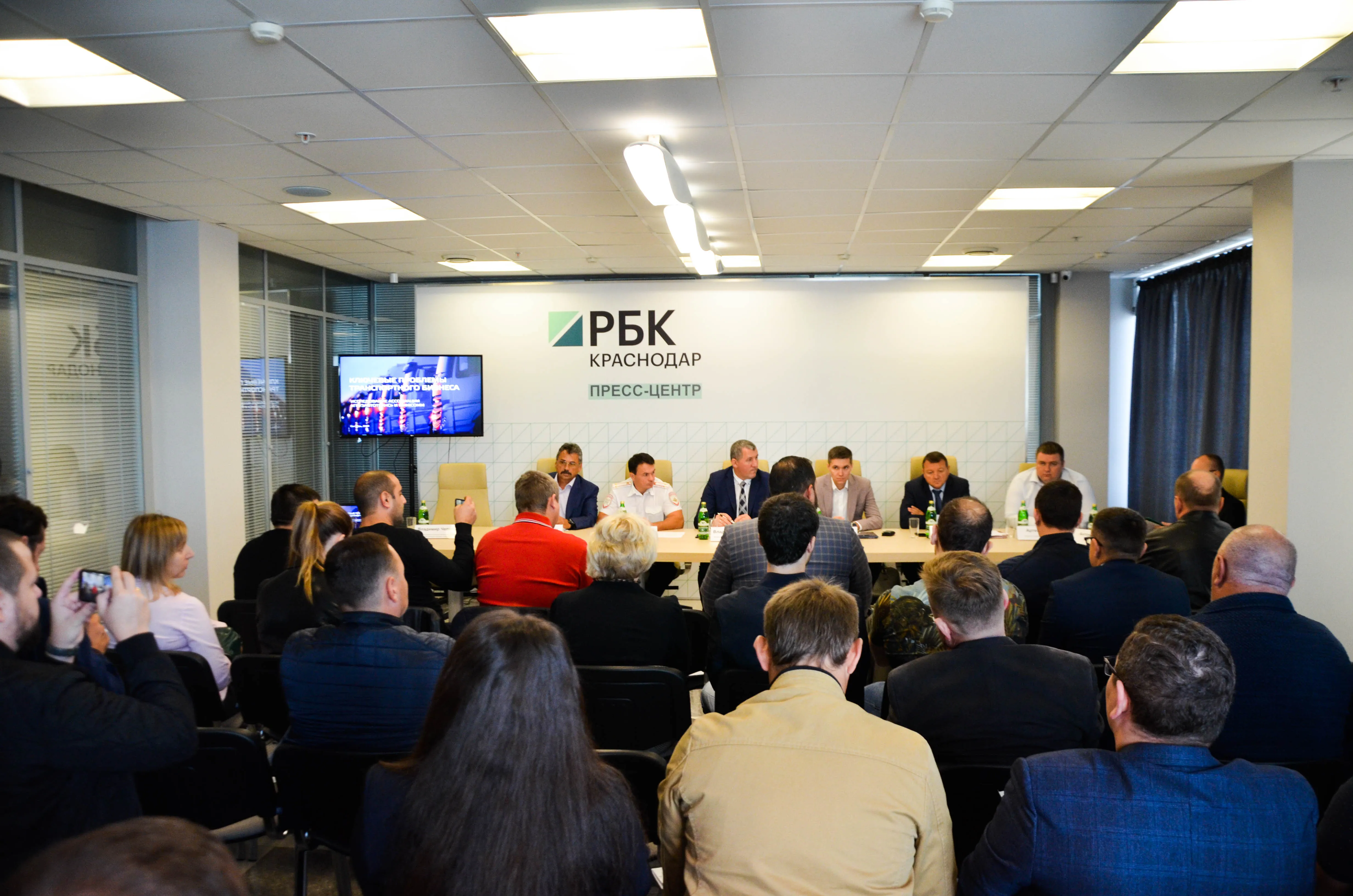 Транспортный бизнес назвал три ключевые проблемы, которые негативно влияют на отрасль