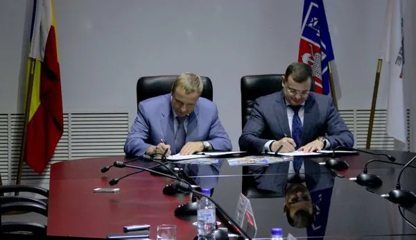 Ростсельмаш и ФосАгро подписали соглашение о стратегическом партнерстве.