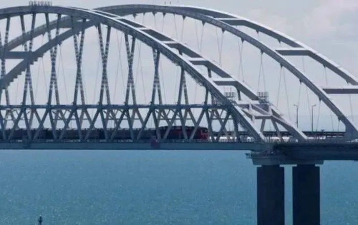 Крымский мост временно закрыли для проезда автотранспорта 3 июня