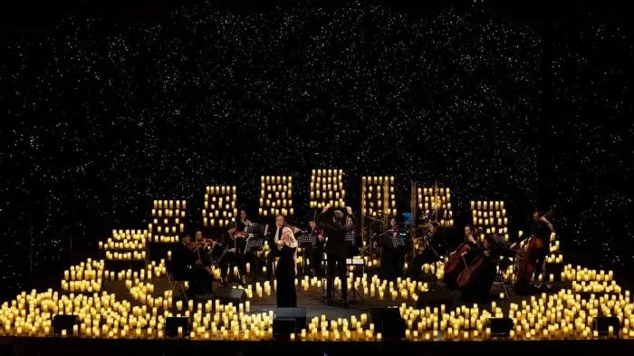 Волшебный свет Рождества. Lumisfera и 3000 свечей