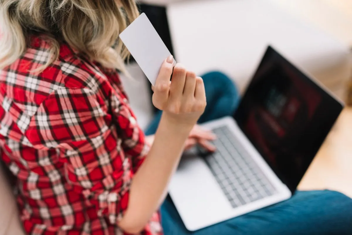 «Кубань Кредит» пресёк мошенническую схему и помог полиции задержать дроппера