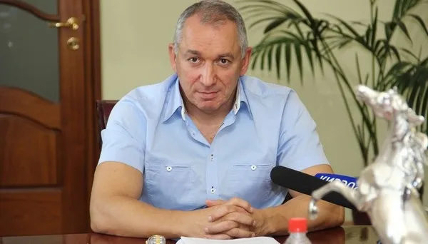 Сочный замах на лидерство