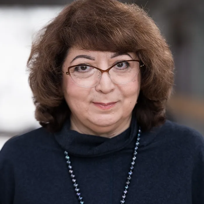 Ищенко Елена Хачатуровна