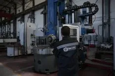 Специалисты Краснодарского ЮЗТС изготовили новый станок для госпредприятия Урала