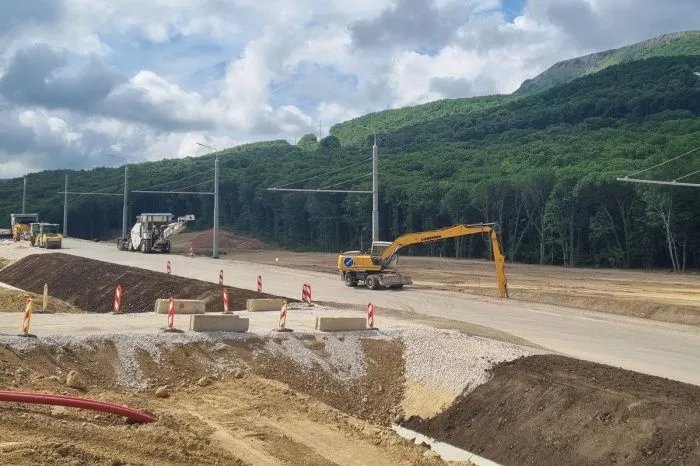 Второй этап Юго-Восточного обхода Симферополя достроят осенью 2025 года