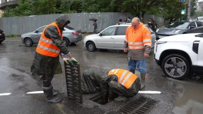 В Махачкале после потопа начали расчистку русла реки Тарнаирки
