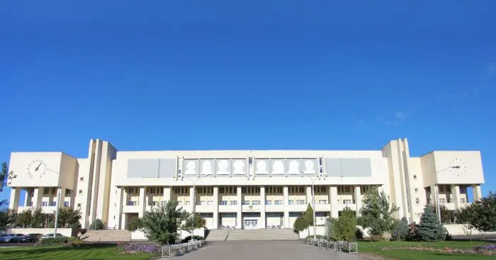 В Волгоградской области преподавателей вуза обвинили в сотрудничестве с британским фондом