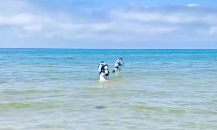 В Анапе с пляжей и морского дна собрали 19 тонн нефтесодержащей смеси