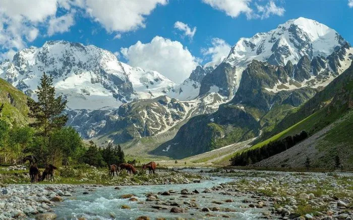 В Кабардино-Балкарии ожидают рост потока туристов летом на 15-17%