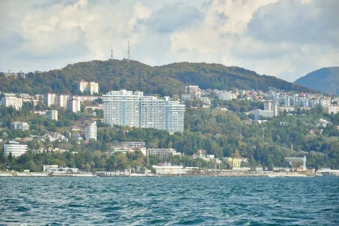 Цены на сентябрьские туры в Сочи обогнали стоимость путевок в Турцию