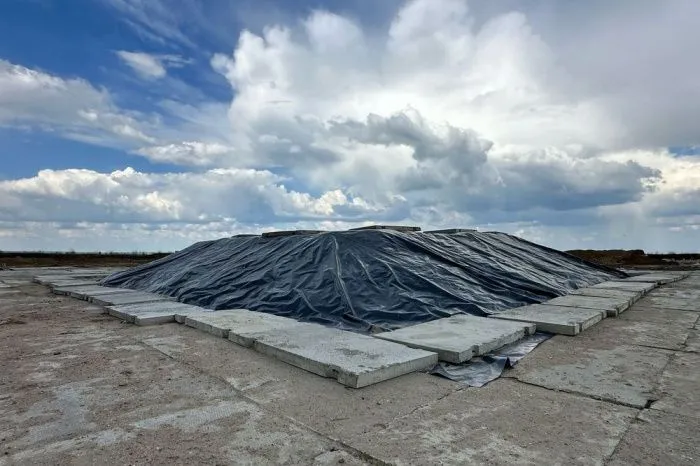 Минприроды Дона опровергло информацию о новом завозе песка с мазутом на полигон в Ростовской области