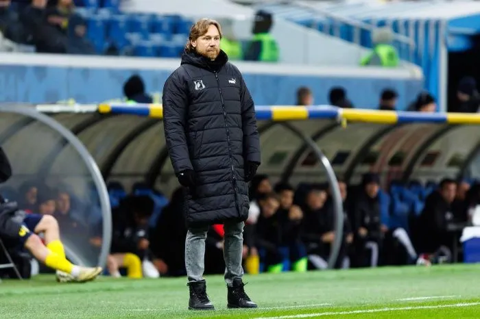 Валерий Карпин покидает пост главного тренера футбольного клуба «Ростов»