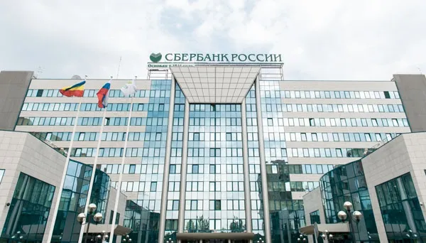 Сбербанк снижает ставки по жилищным кредитам для военнослужащих