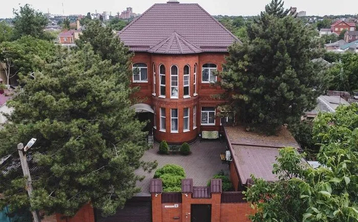 Пансионат добро, здание в Ростове Евгений Атаманчук.jpg Пансионат добро, здание в Ростове Евгений Атаманчук.jpg