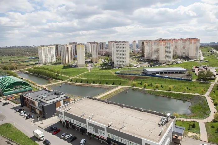 Суворовский.jpg