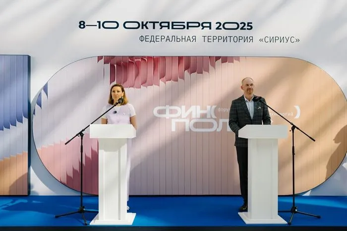 Рудевский и Строкова («Эр-Стайл Софтлаб»)_ГРУППА АСТРА.jpg