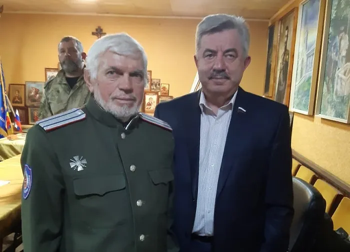 Кольжанов и Водолацкий.jpg Кольжанов и Водолацкий.jpg