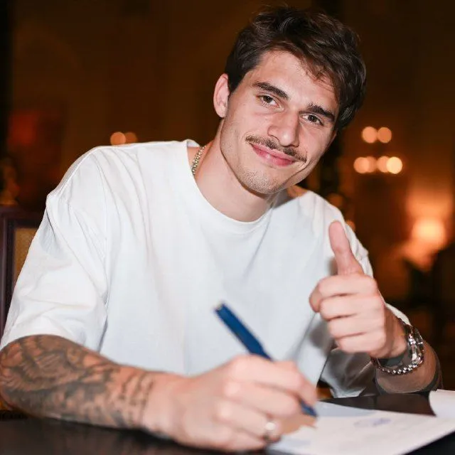 Илья Вахания