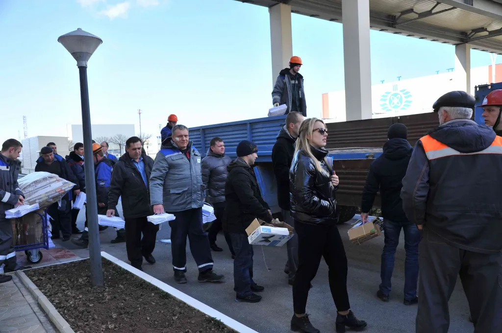 700_4459.jpg 700_4459.jpg