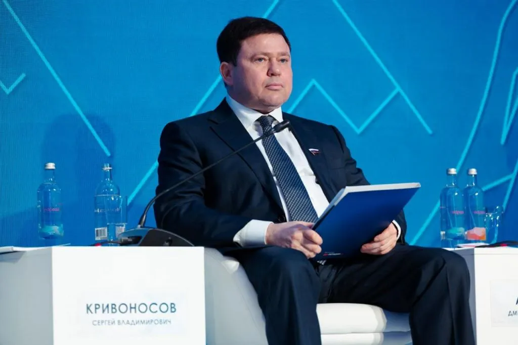 Сергей Кривоносов офсайт его.jpg