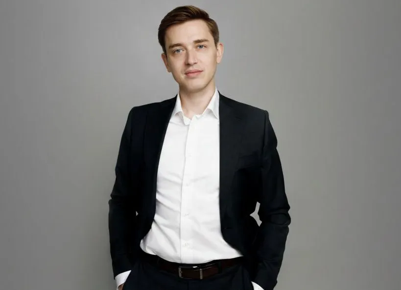 Кирилл Манжура считает ИИ таким же прикладным инструментом, как CRM и BI // Фото предоставлено собеседником Кирилл Манжура считает ИИ таким же прикладным инструментом, как CRM и BI // Фото предоставлено собеседником