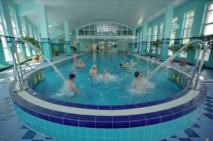 Санаторий Азимут в Кисловодске.jpg Санаторий Азимут в Кисловодске.jpg