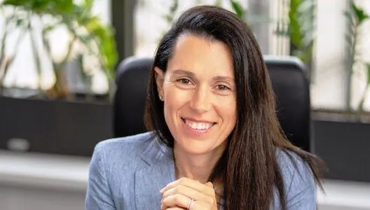 Юлия Липатова