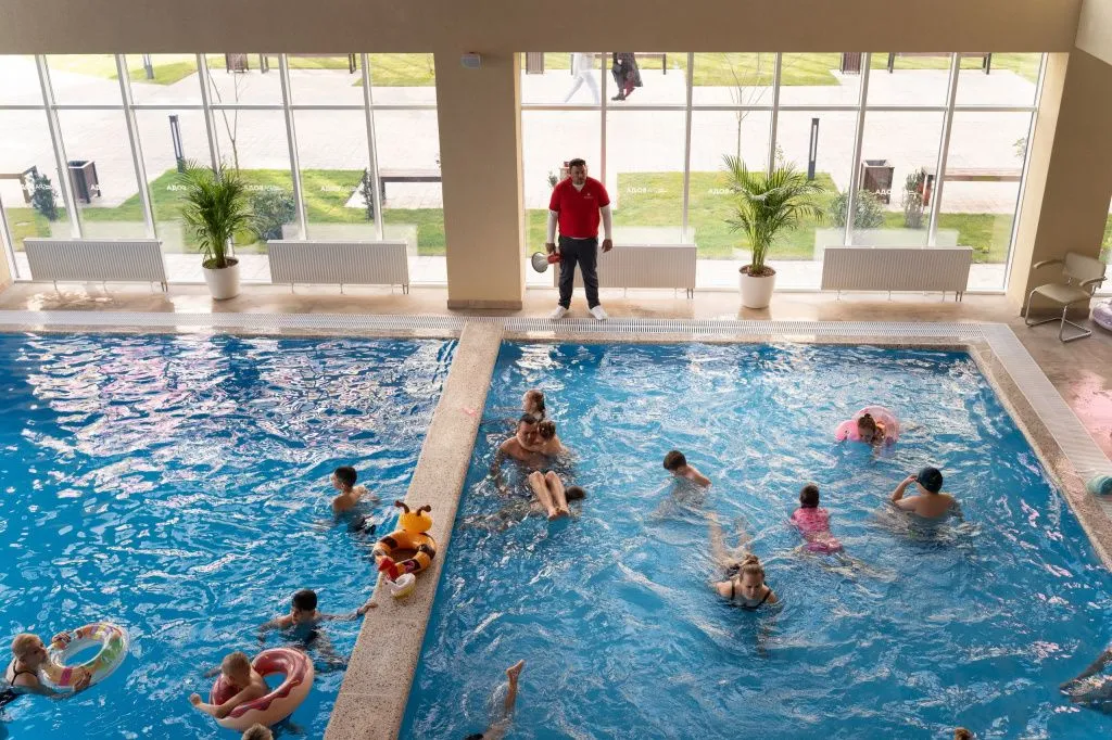 DSC06040_resized.jpg DSC06040_resized.jpg