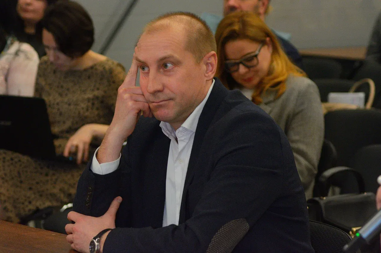 Александр Санеев отметил, что Российский экспортный прорабатывает предложение о создании платформы по поиску контрагентов для экспортеров Александр Санеев отметил, что Российский экспортный прорабатывает предложение о создании платформы по поиску контрагентов для экспортеров