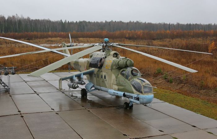 Вертолет Ми-24 потерпел крушение над Черным морем у западного побережья Крыма