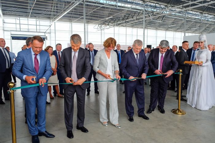 При поддержке Россельхозбанка в Кабардино-Балкарской Республике открылся крупнейший тепличный комплекс