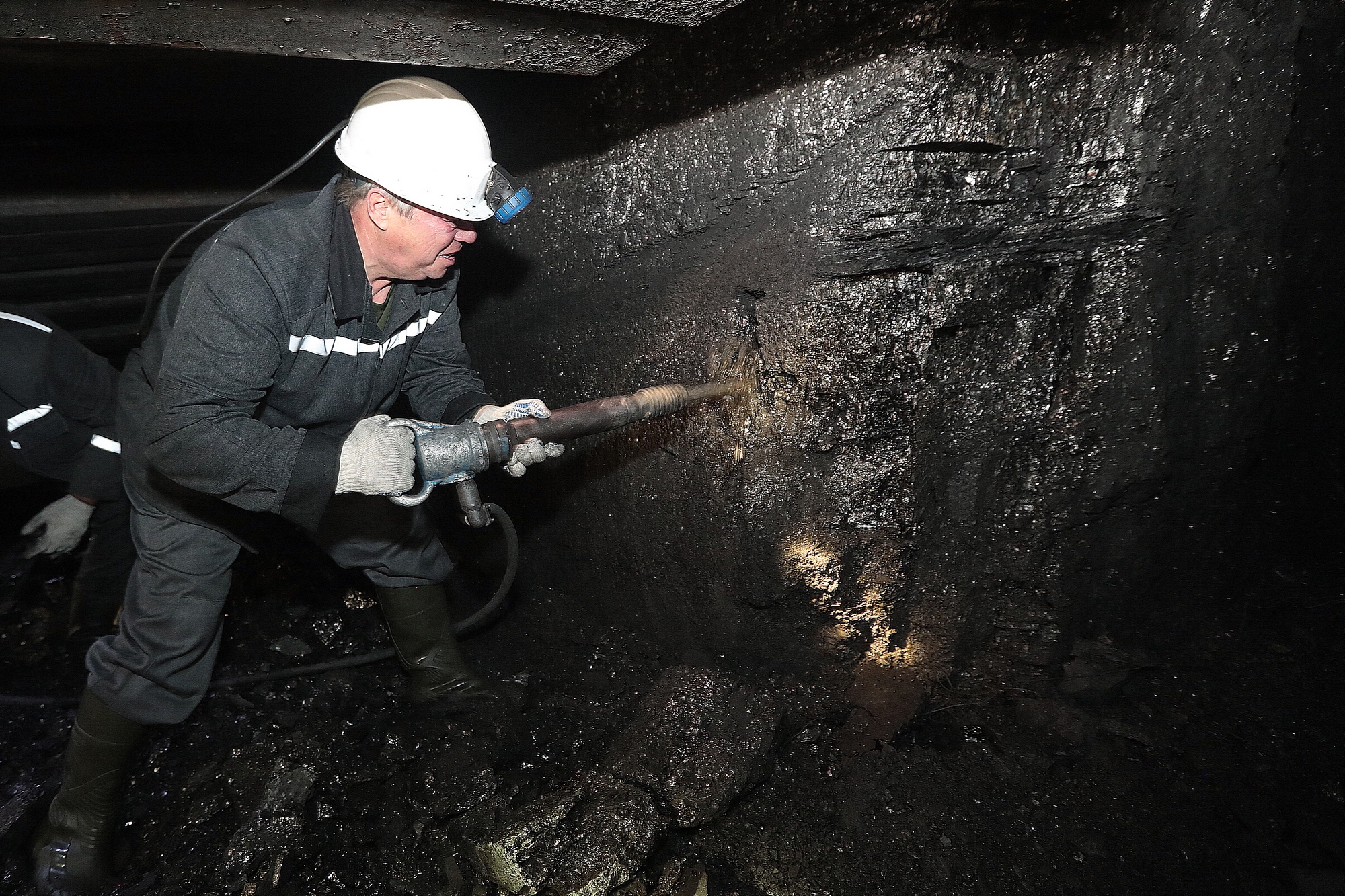 Спрос на антрацит из новой донской шахты обеспечат металлурги