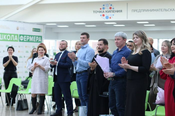 На Ставрополье состоялось торжественное закрытие 5-го потока образовательного проекта «Школа фермера»