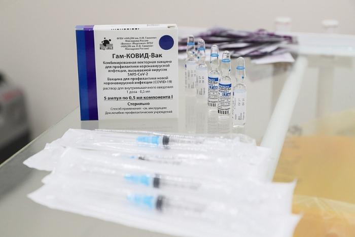 Волгоградская область получила 212,5 тыс. доз вакцины от коронавируса 