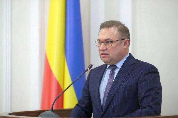 Экс-замгубернатора Ростовской области Гончарова оставили в СИЗО до 5 октября Экс-замгубернатора Ростовской области Гончарова оставили в СИЗО до 5 октября