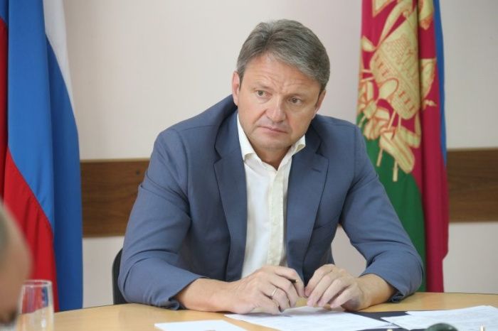 У агрокомплекса бывшего губернатора Краснодарского края Александра Ткачёва изъяли земли в Кущевском районе У агрокомплекса бывшего губернатора Краснодарского края Александра Ткачёва изъяли земли в Кущевском районе