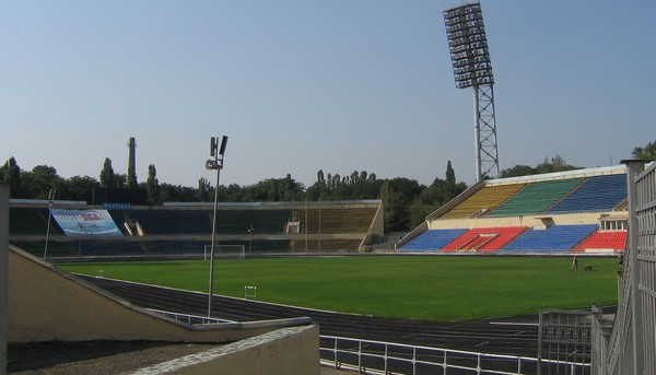 В Ростове-на-Дону реконструкцию стадиона «Локомотив» начнут в 2016 году
