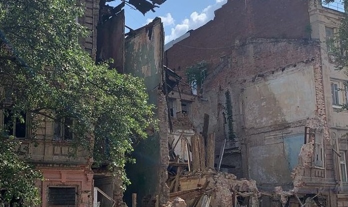В Ростове-на-Дону рухнуло здание XIX века на ул. Социалистической 
