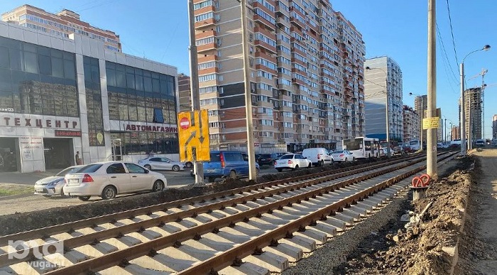 В Краснодаре готовность трамвайной линии по улице Московской оценили в 57%