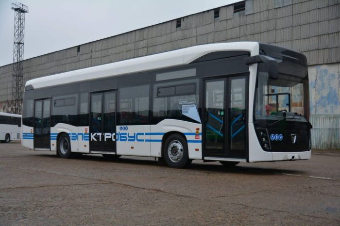 В Краснодаре вышли на маршруты первые электробусы