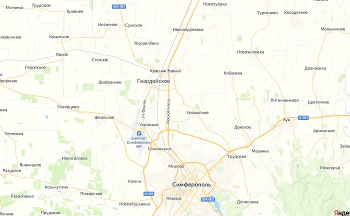 В Симферопольском районе Крыма местные жители сообщают о взрывах