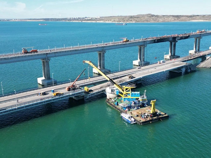 Восстановить Крымский мост после взрыва поручено не позднее 1 июля 2023 года