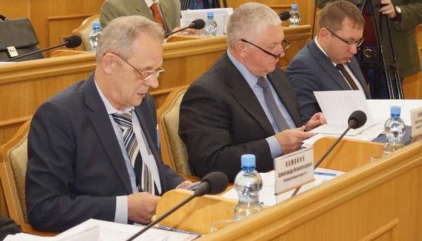 Бездефицитный бюджет Астраханской области принят во втором чтении