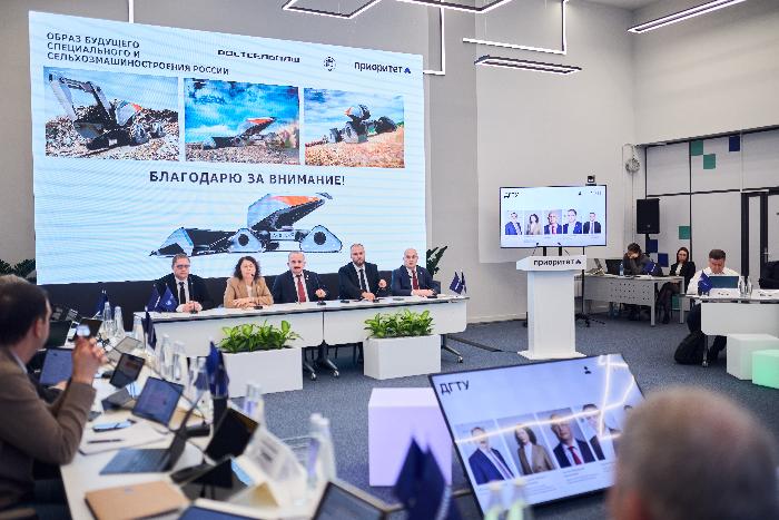 Команда ДГТУ успешно представила стратегические проекты на защите по программе «Приоритет 2030» в Москве